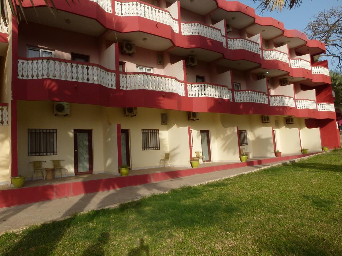 Golden Beach Hotel Serrekunda Pokoj fotografie